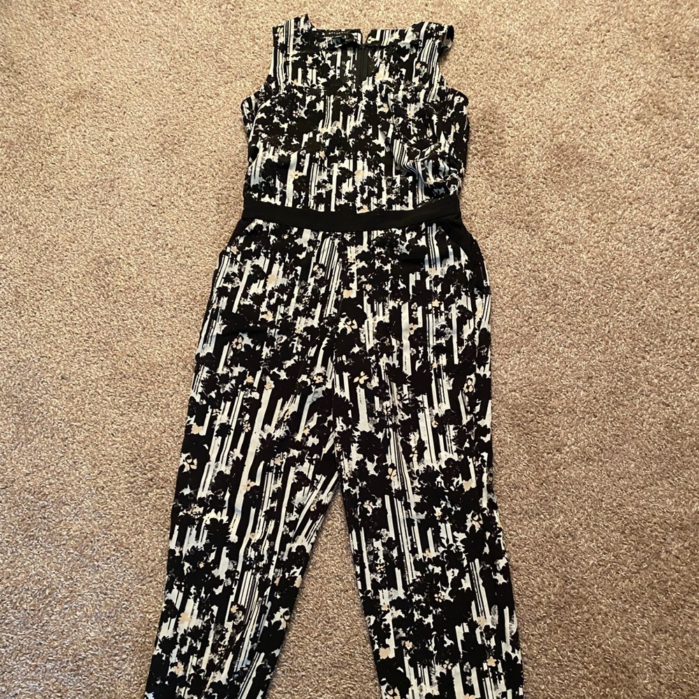 Beautiful Sleeveless Jumpsuit